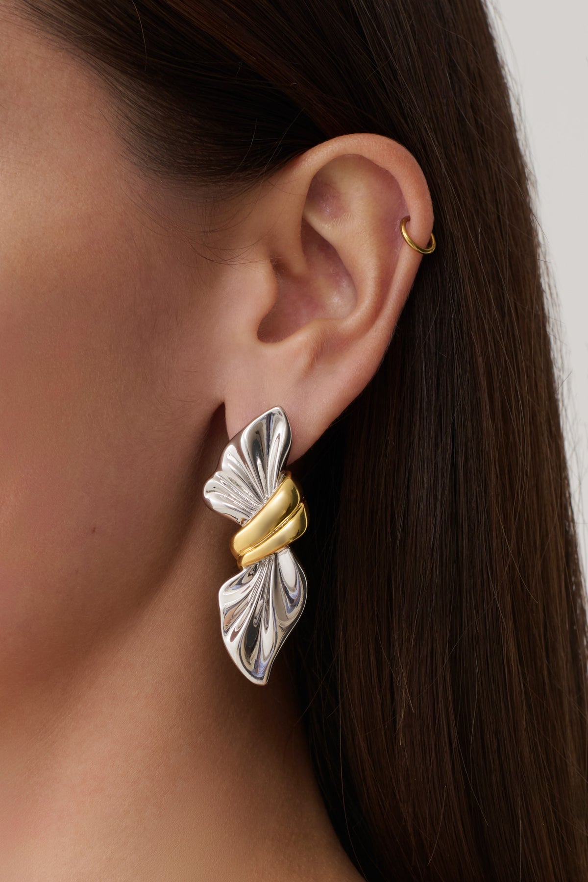 Empress Mixed Metal Twisted Bow Earrings - Silver/Gold