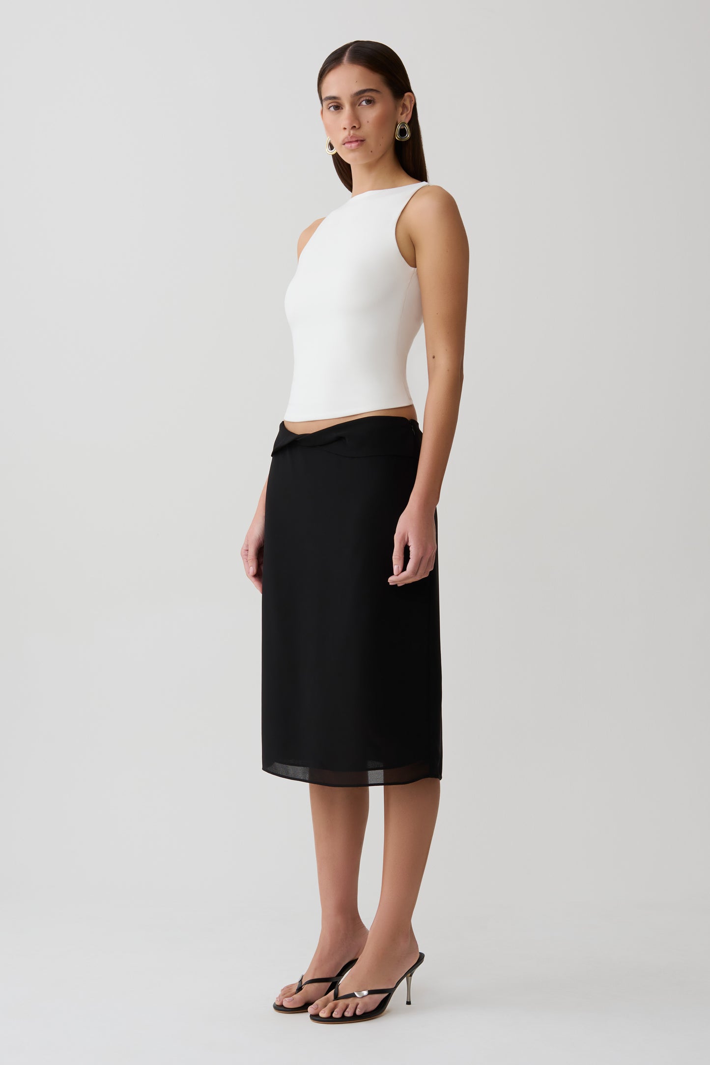 Yura Backless Twist Top - White