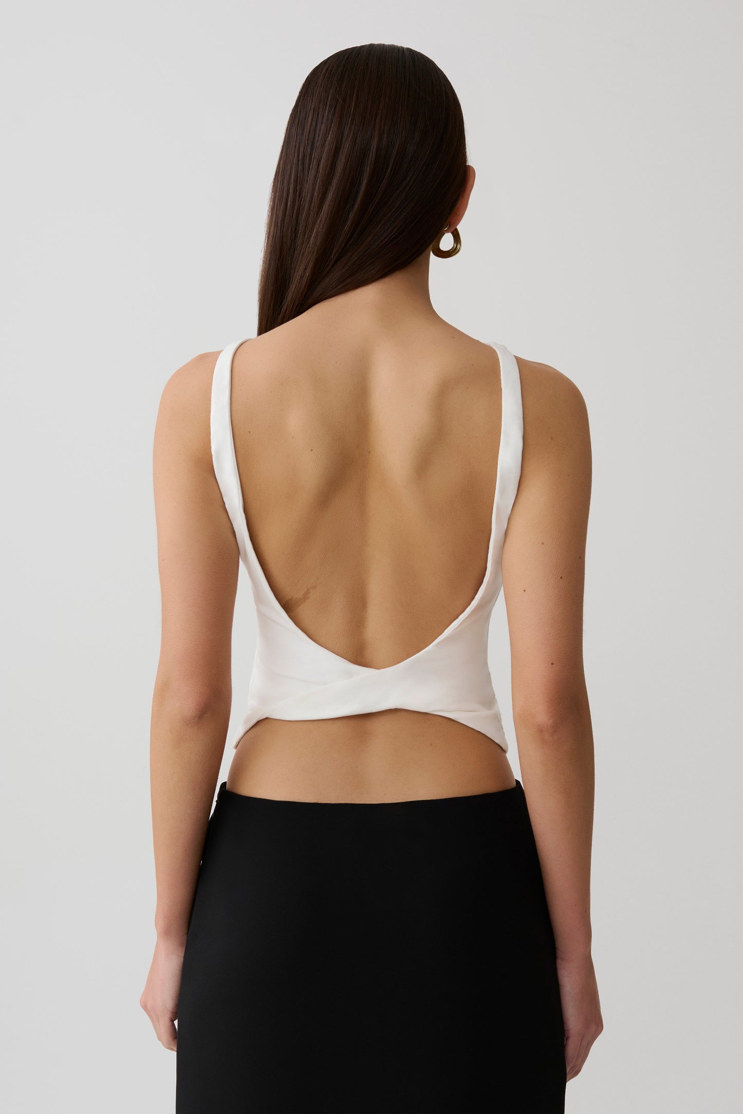 Yura Backless Twist Top - White