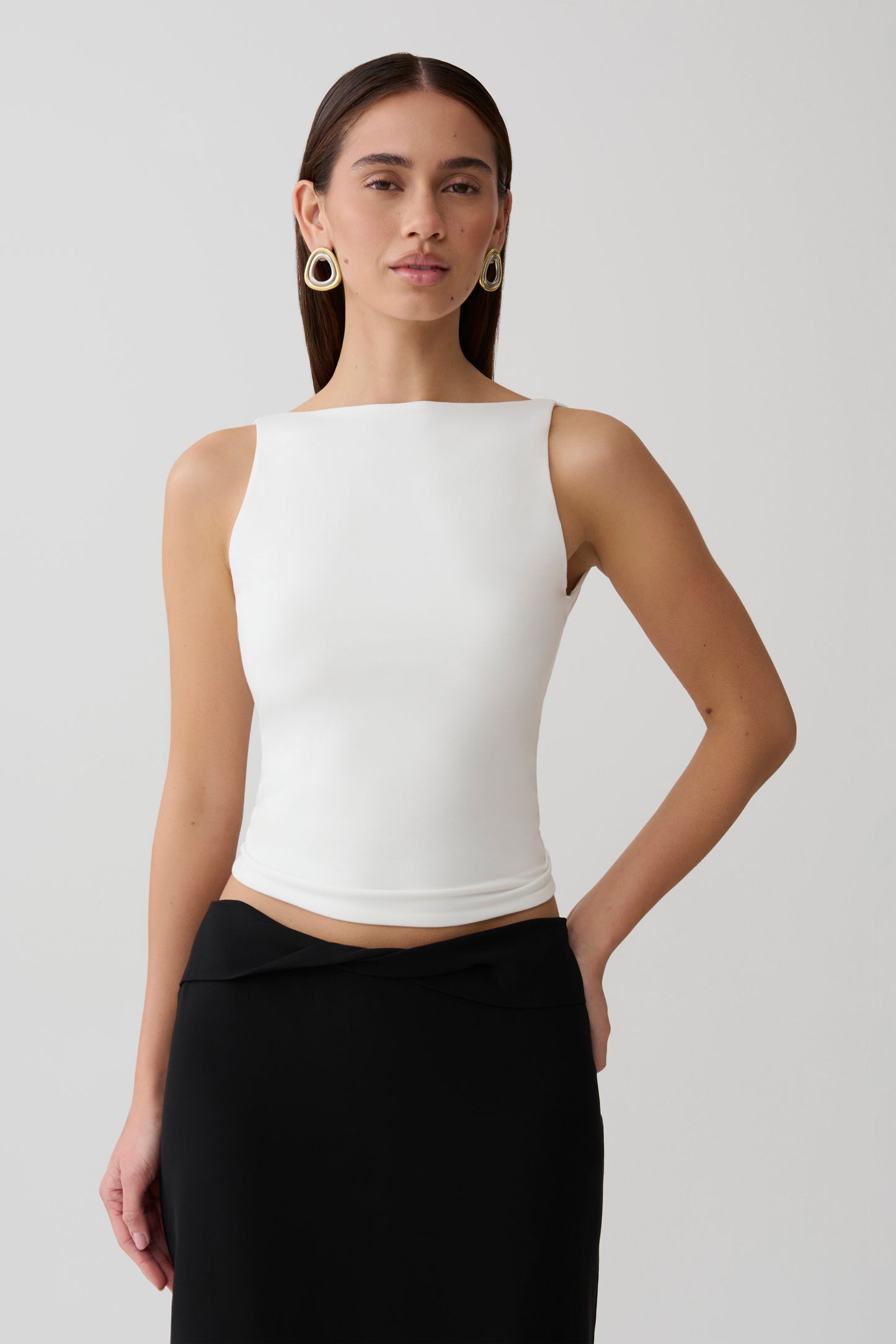 Yura Backless Twist Top - White