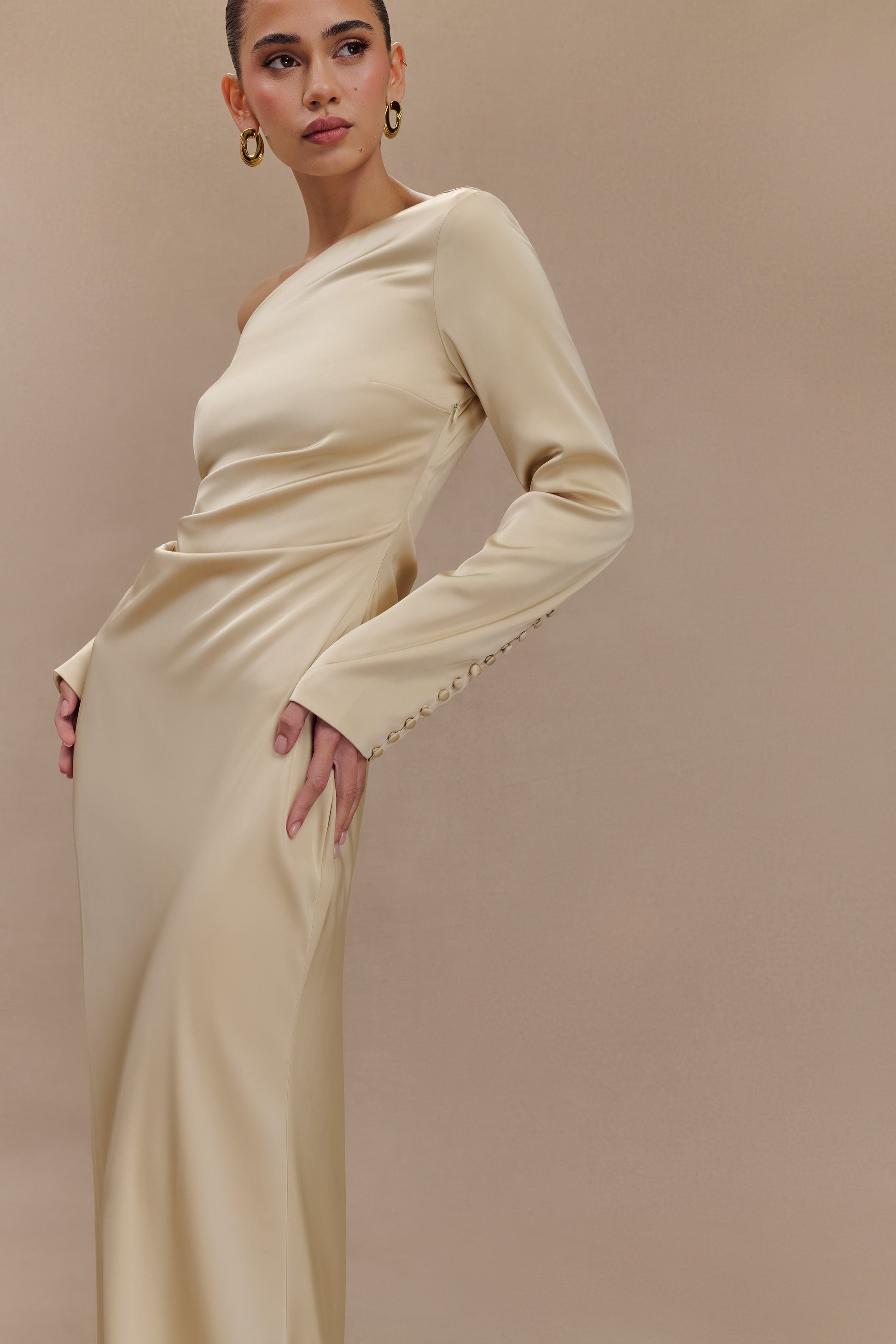 Collective Dress - Avery Long Sleeve Maxi Dress - Gold image 4