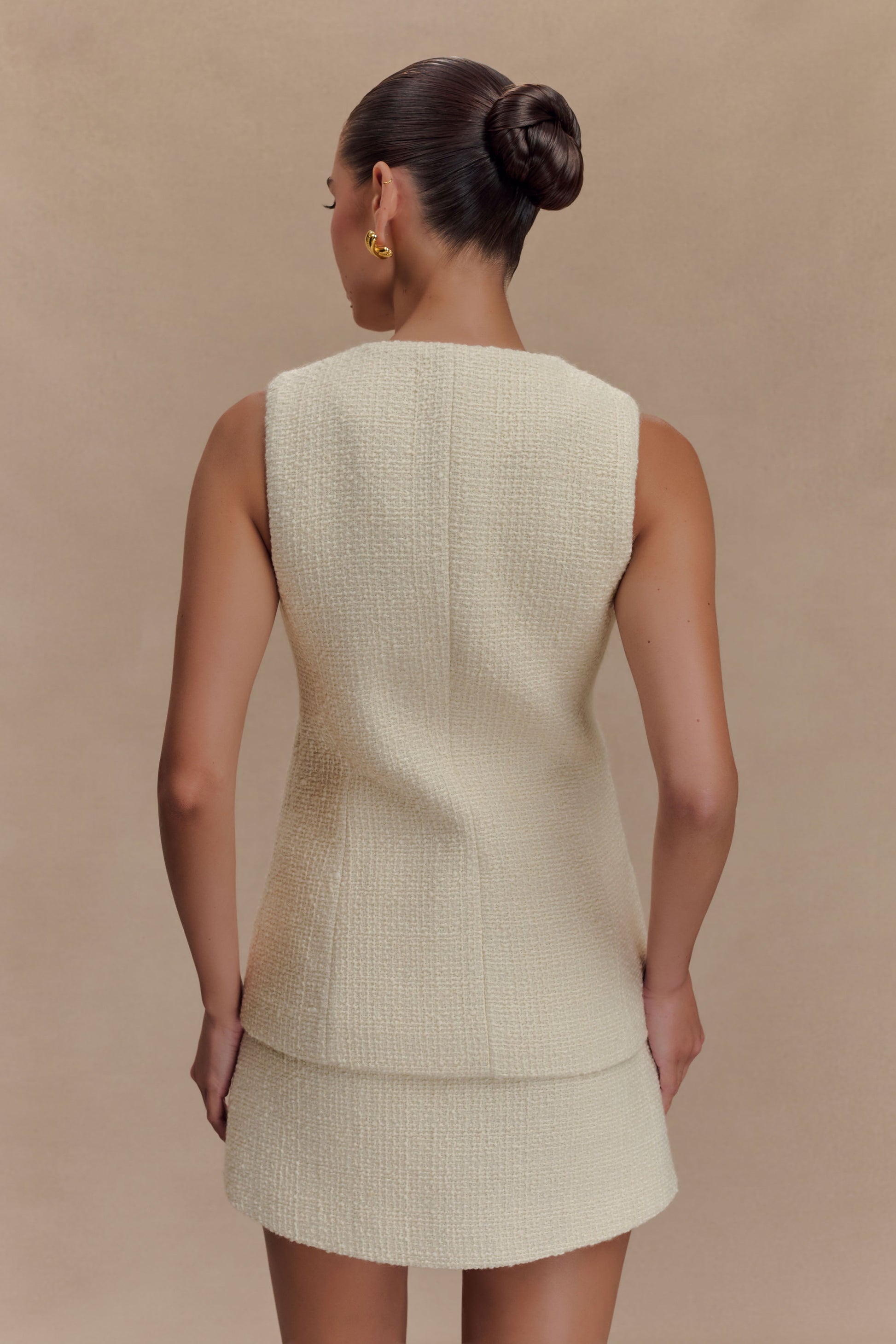 Collective Tops - Camilla Boucle Sleeveless Vest - Ivory fourth image