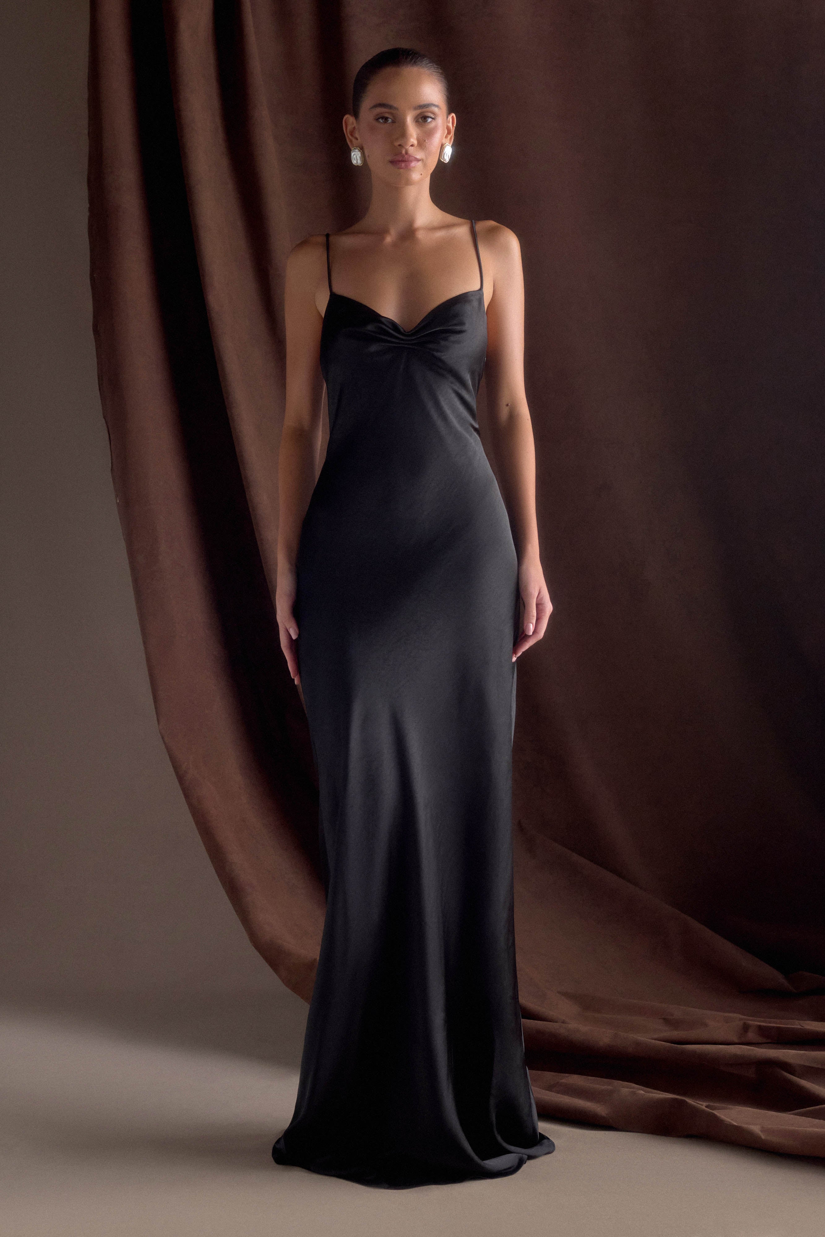 black long dress satin Lilly Sweetheart Maxi - ESN-S20433 Color:Choose from Satin Color Chart Low back wedding dress