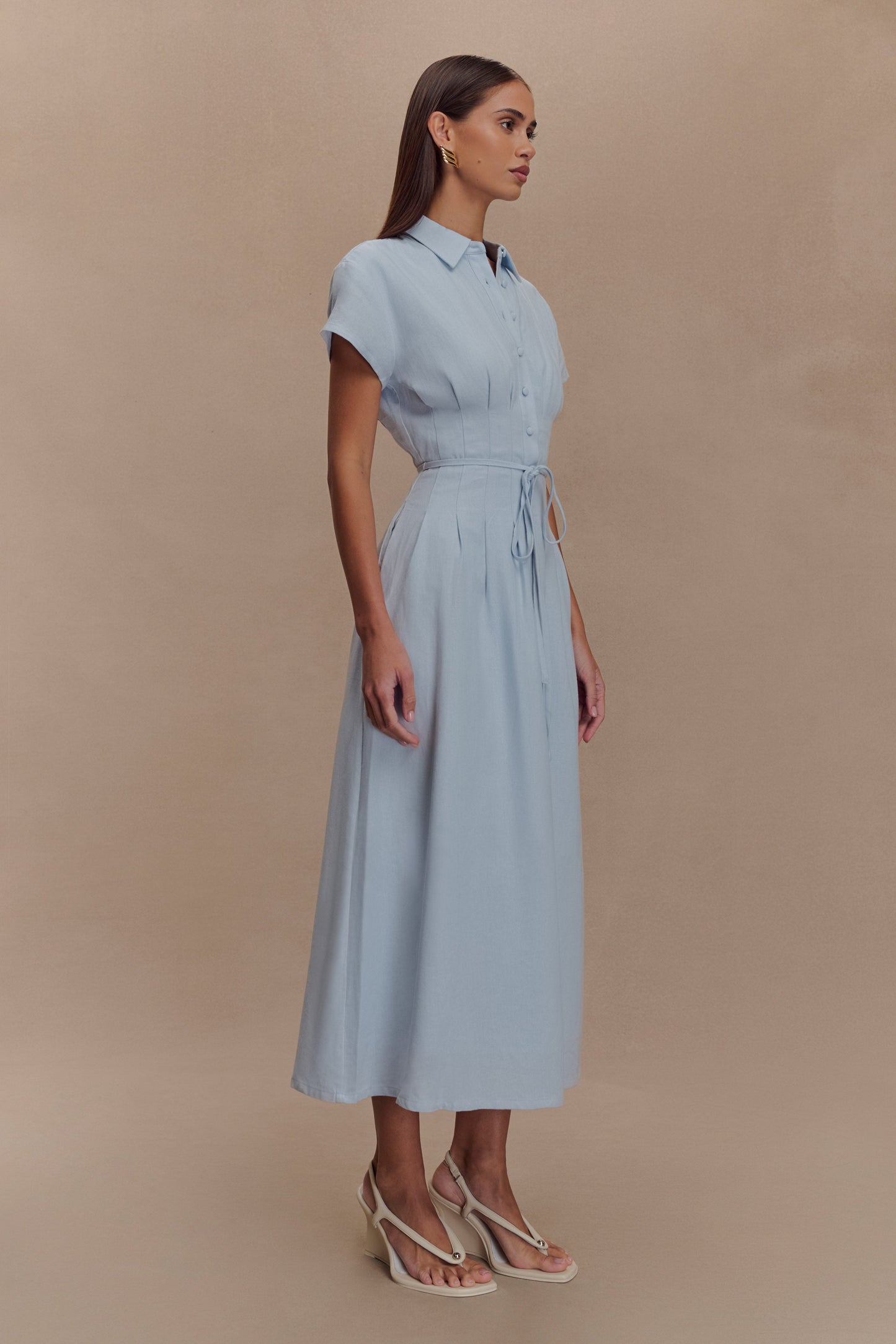 Aysha Buttoned Linen Midi Dress - Cornflower Blue