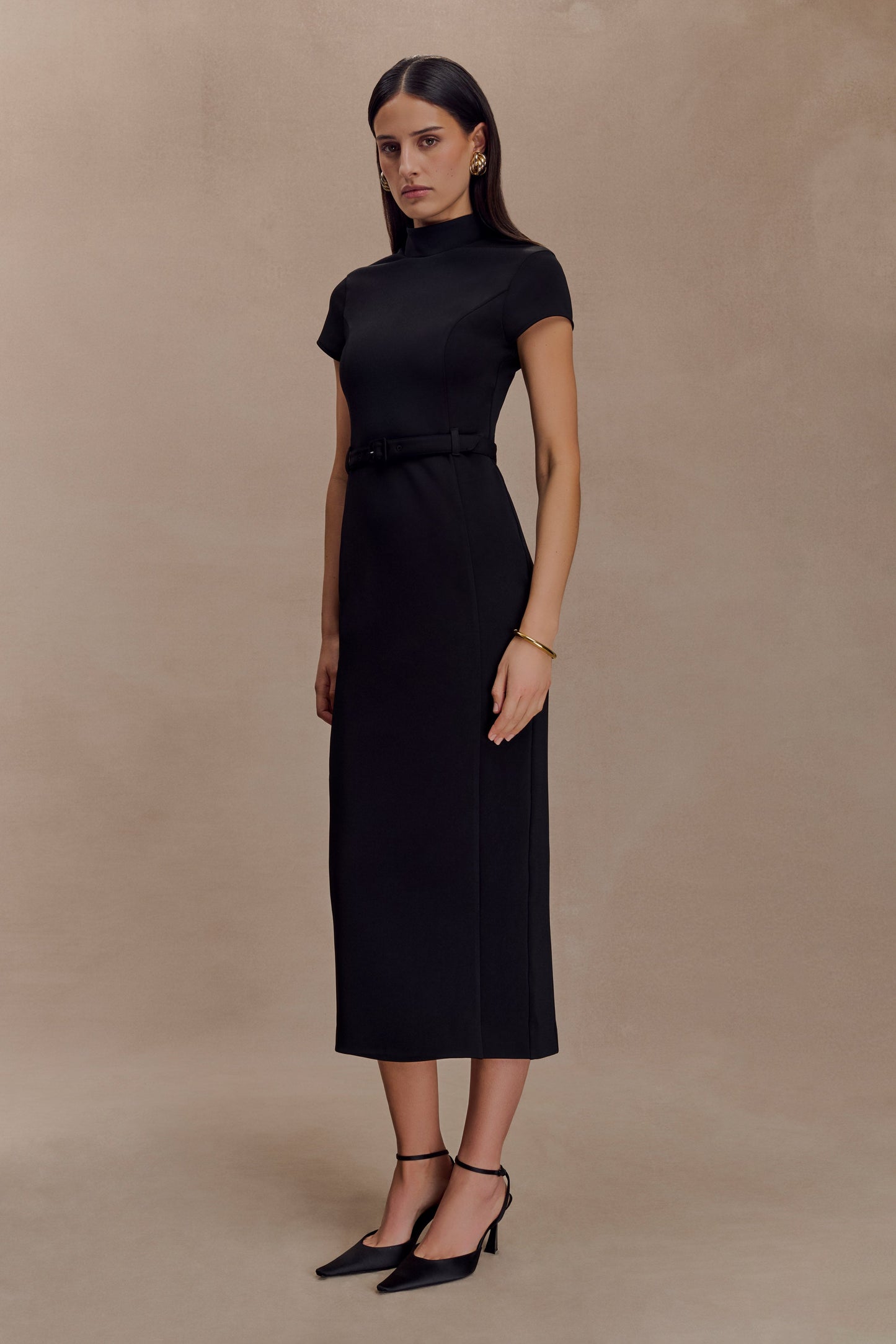 Arwyn Short Sleeve Crepe Midi Dress - Black