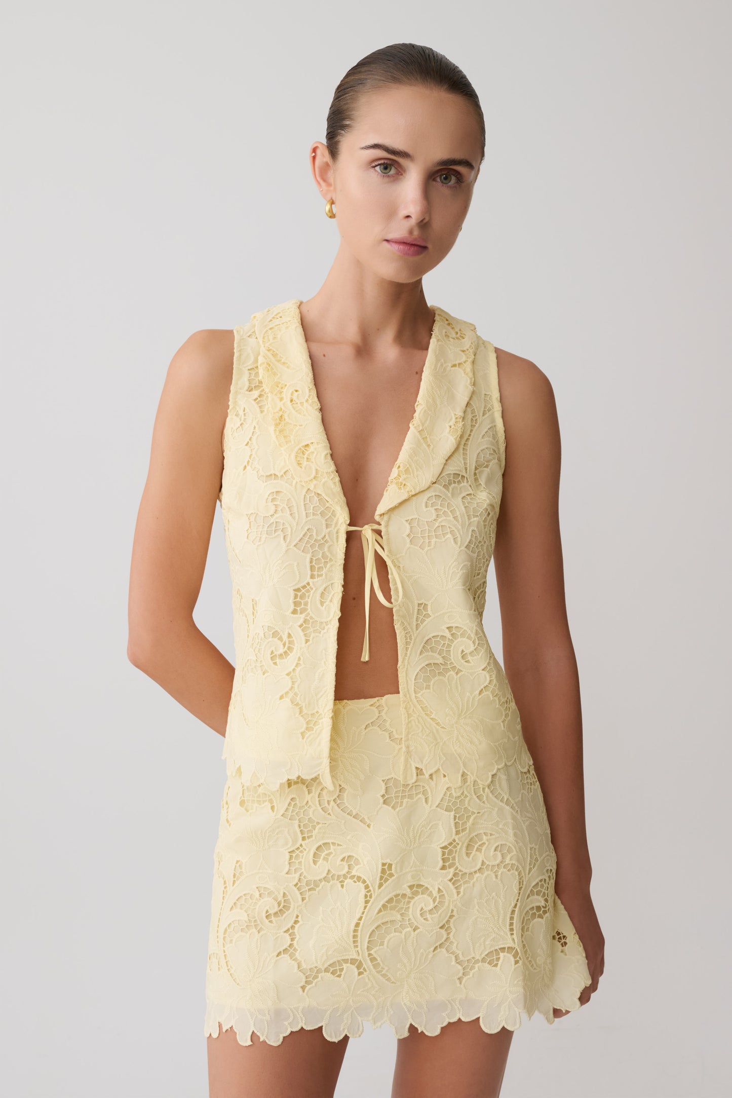 Tessa Broderie Tie Front Sleeveless Top - Lemon