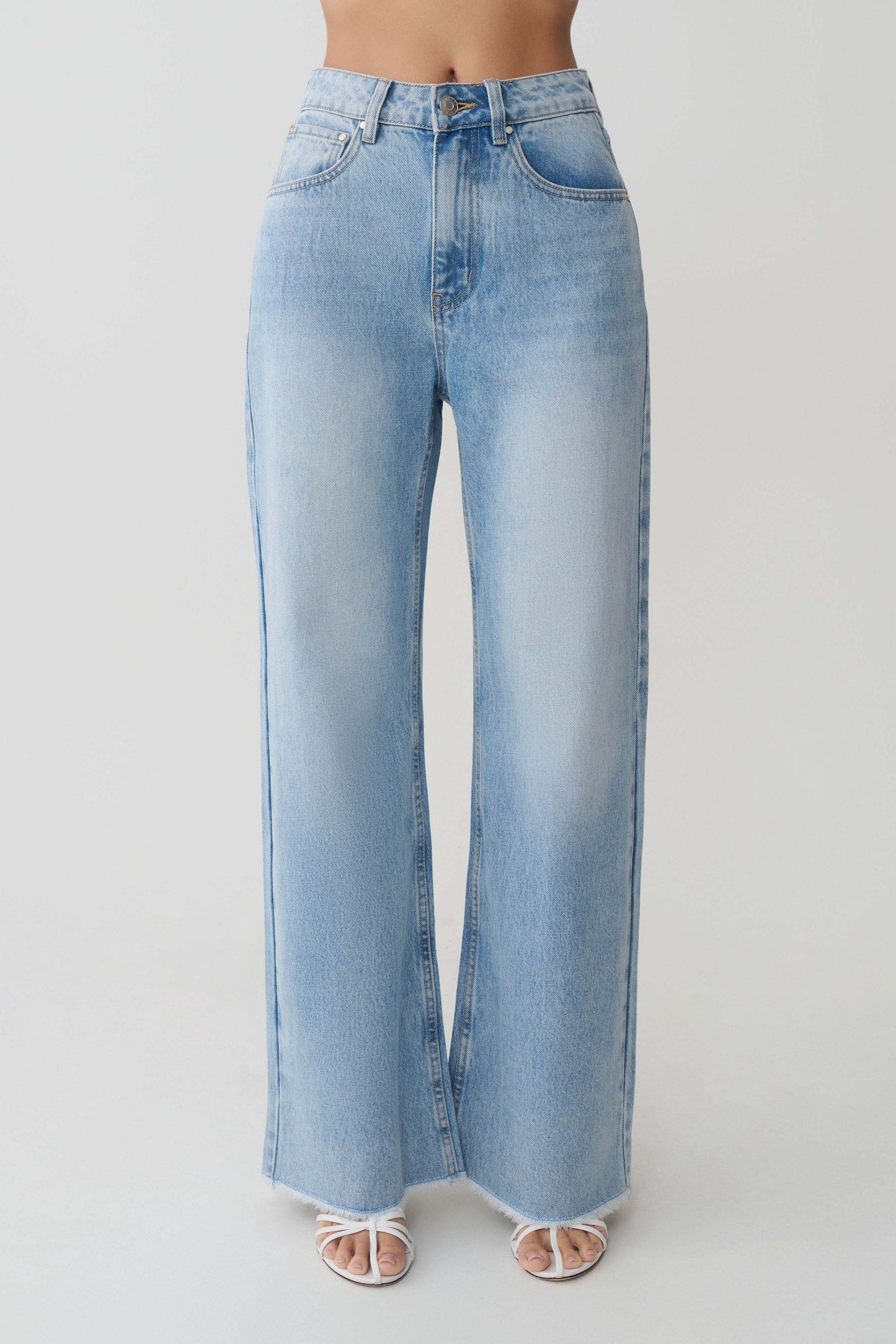 Sebastian Straight Leg Denim Jeans With Fray Hem - Washed Light Blue