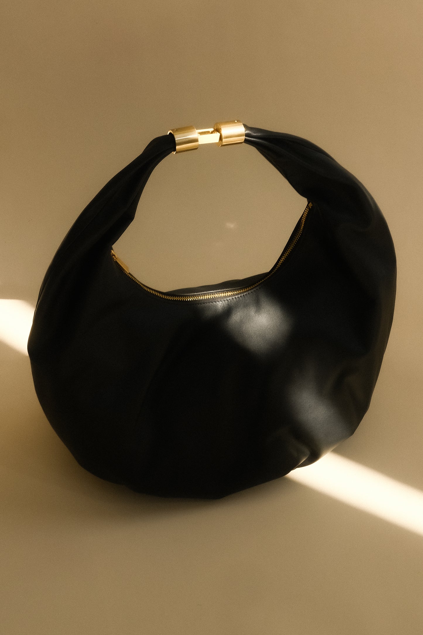 Bristol Croissant Leather Shoulder Bag - Black