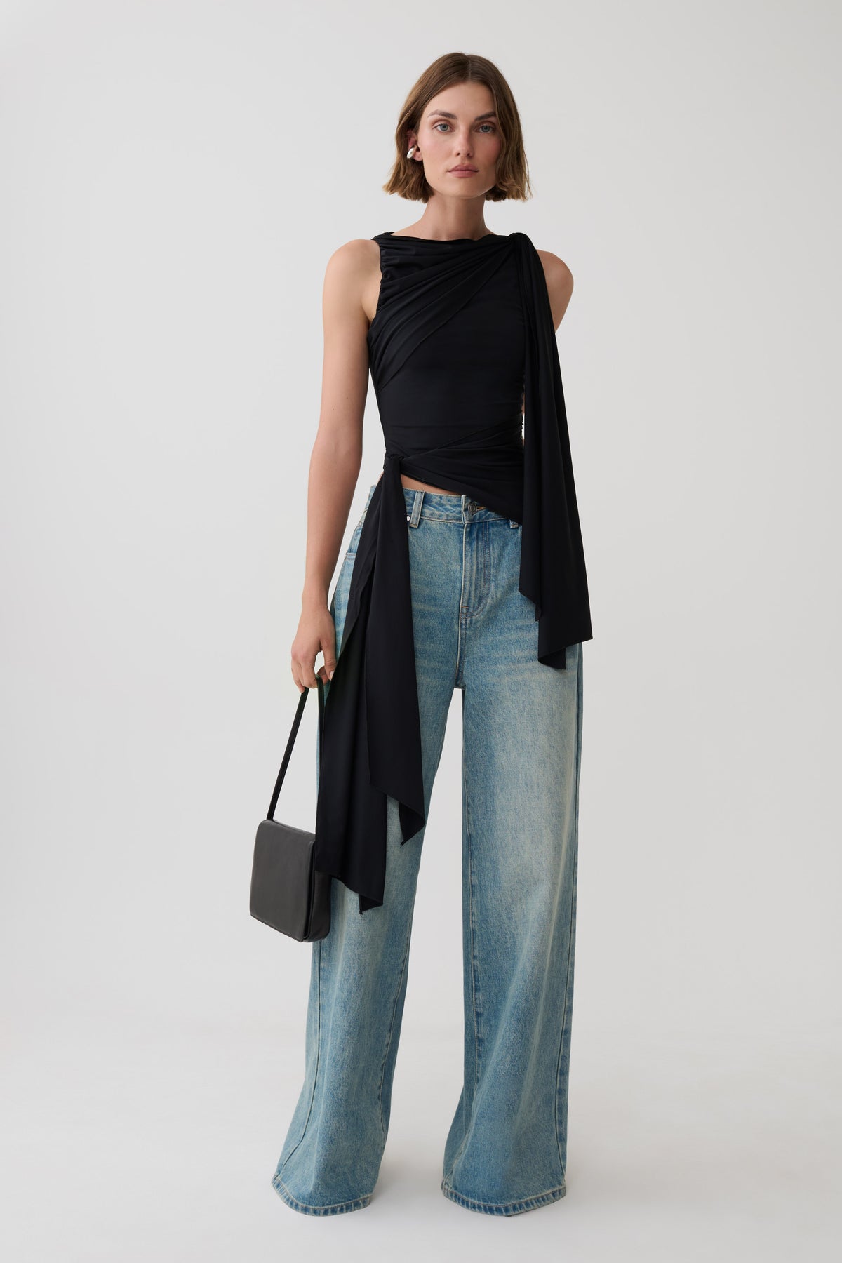 Amabel Gather Knot Sleeveless Top - Black