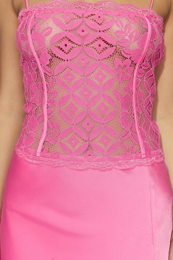Quincy Lace Mini Dress - Bubblegum Pink