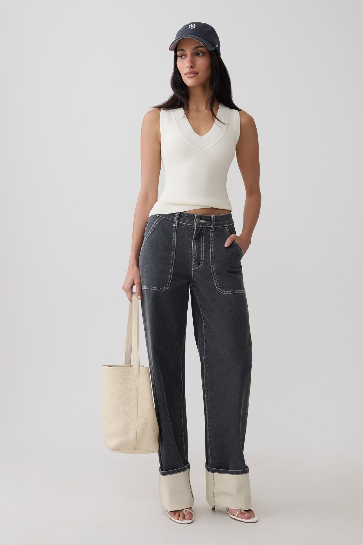 Hellen Cuff Denim Pants - Dark Grey