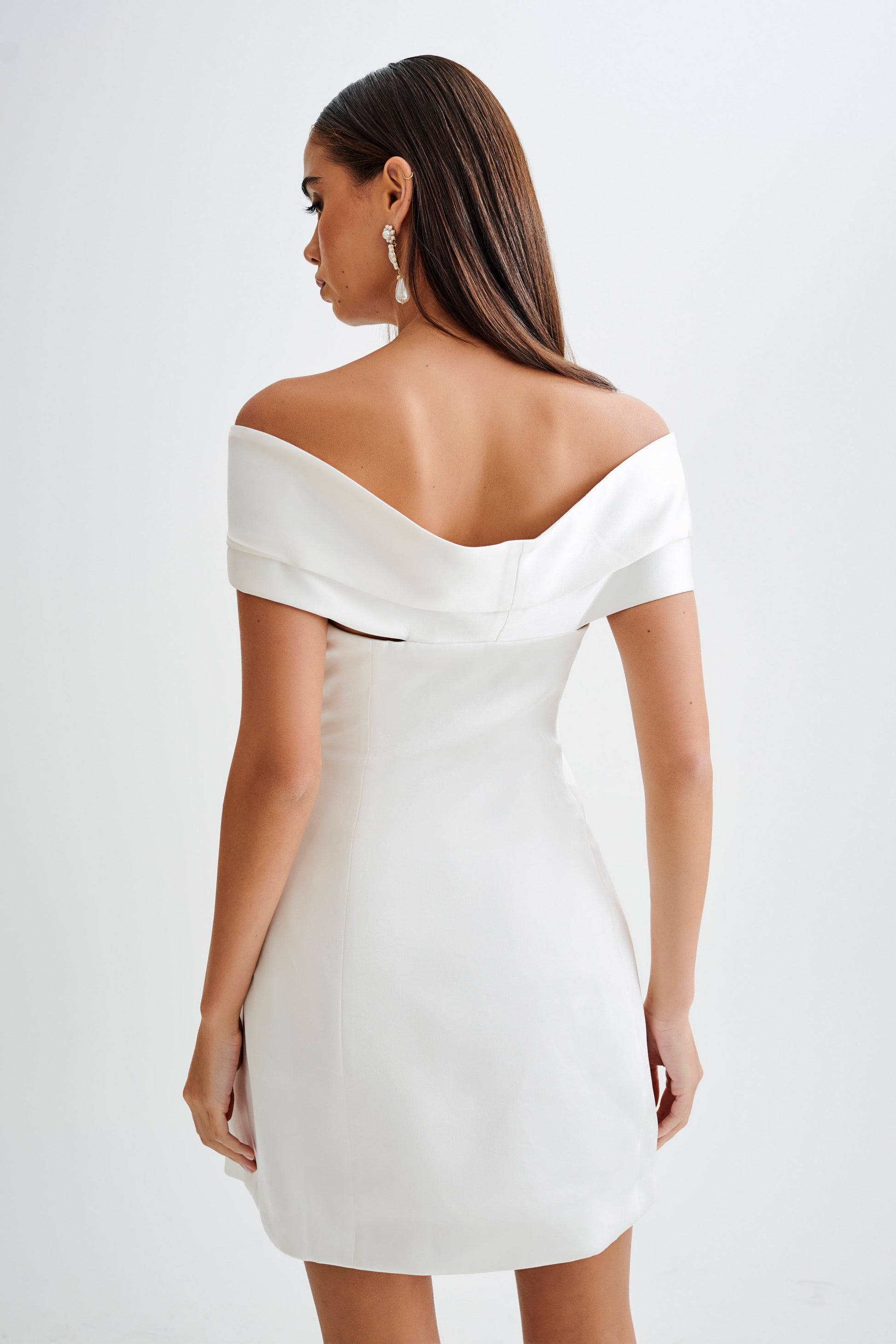 Evita Satin Off Shoulder Mini Dress - White | MESHKI Evita Satin Off Shoulder Mini Dress - White | MESHKI