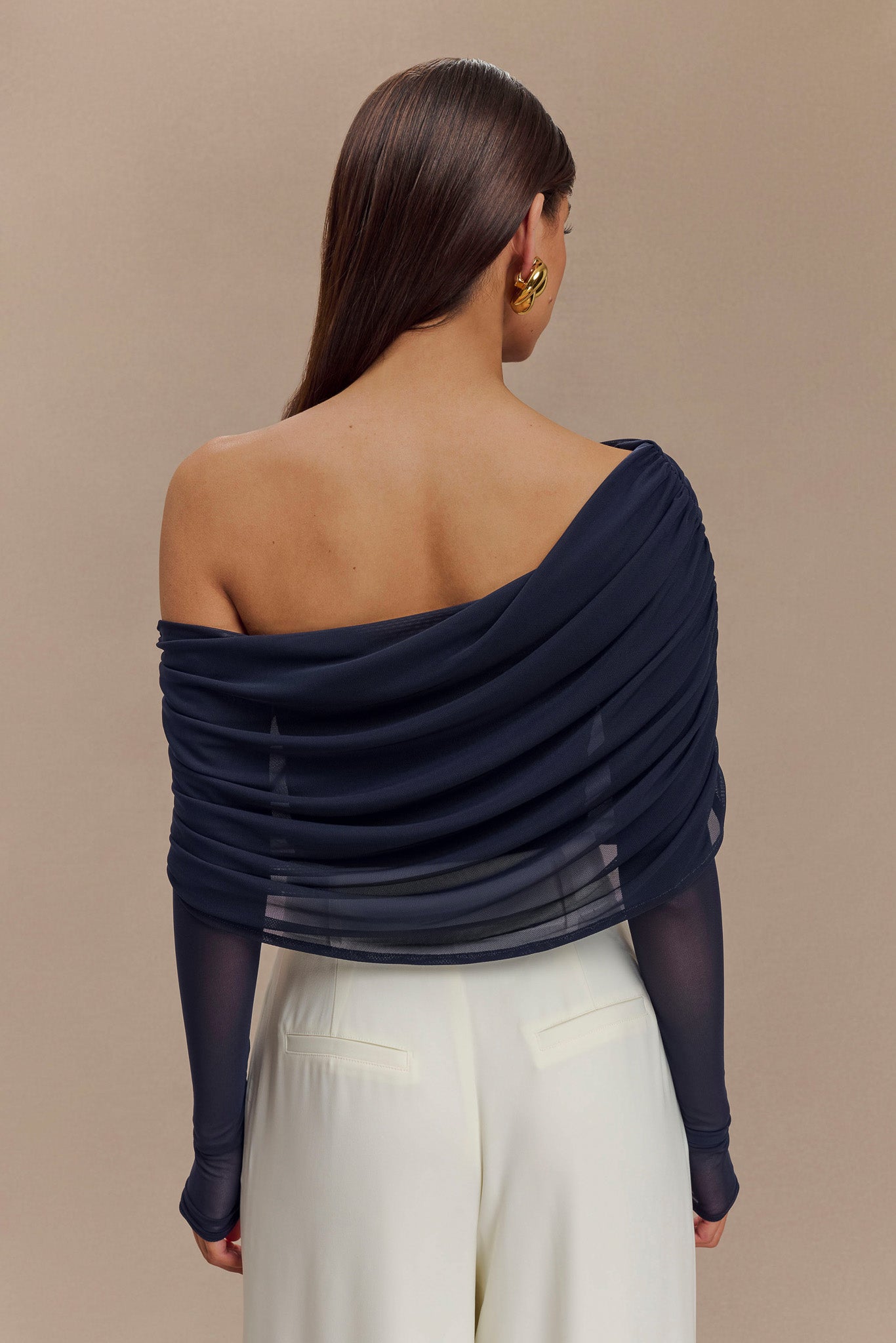 meer. SHOULDER GATHERED TOP(BLE GRY)