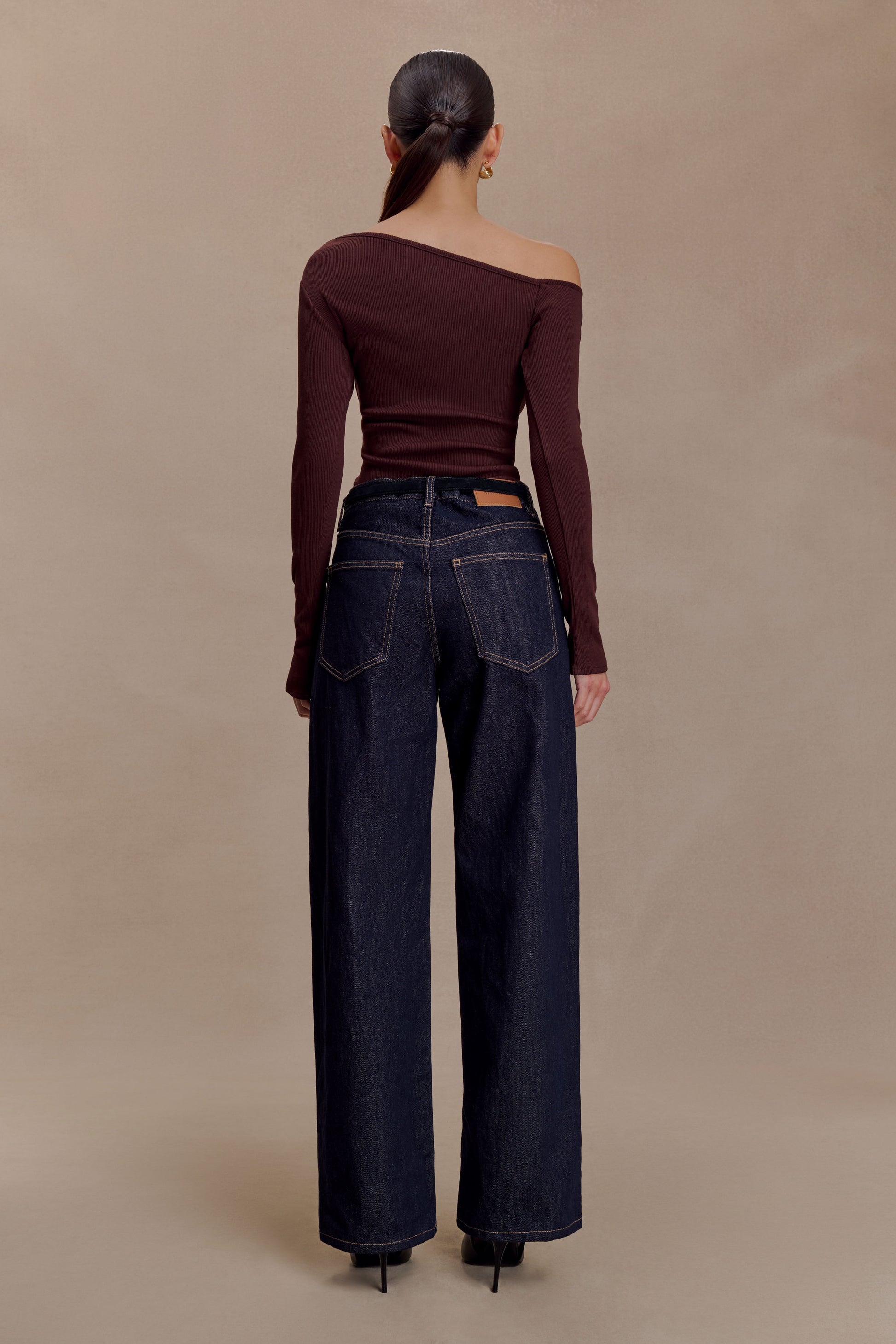 Maelle Off Shoulder Long Sleeve Top - Deep Chocolate #4