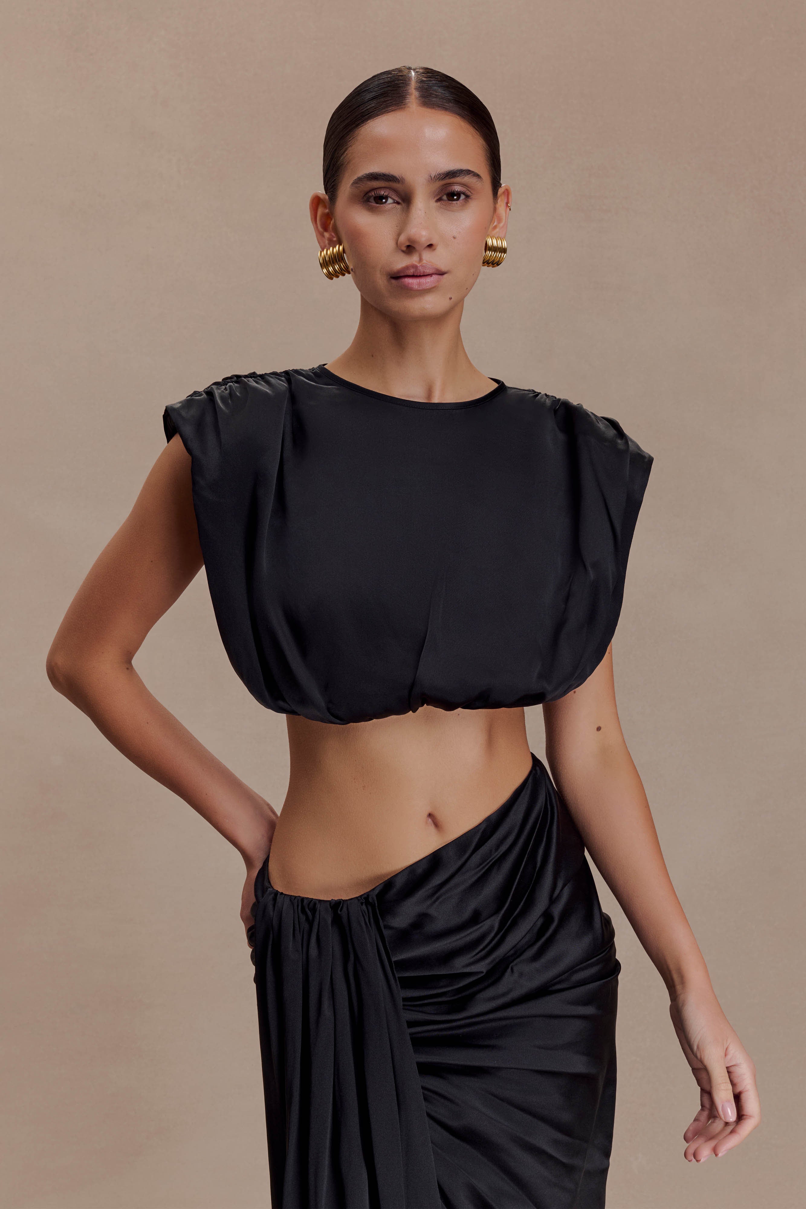 Zendaya Silk Crop Top - Black | MESHKI
