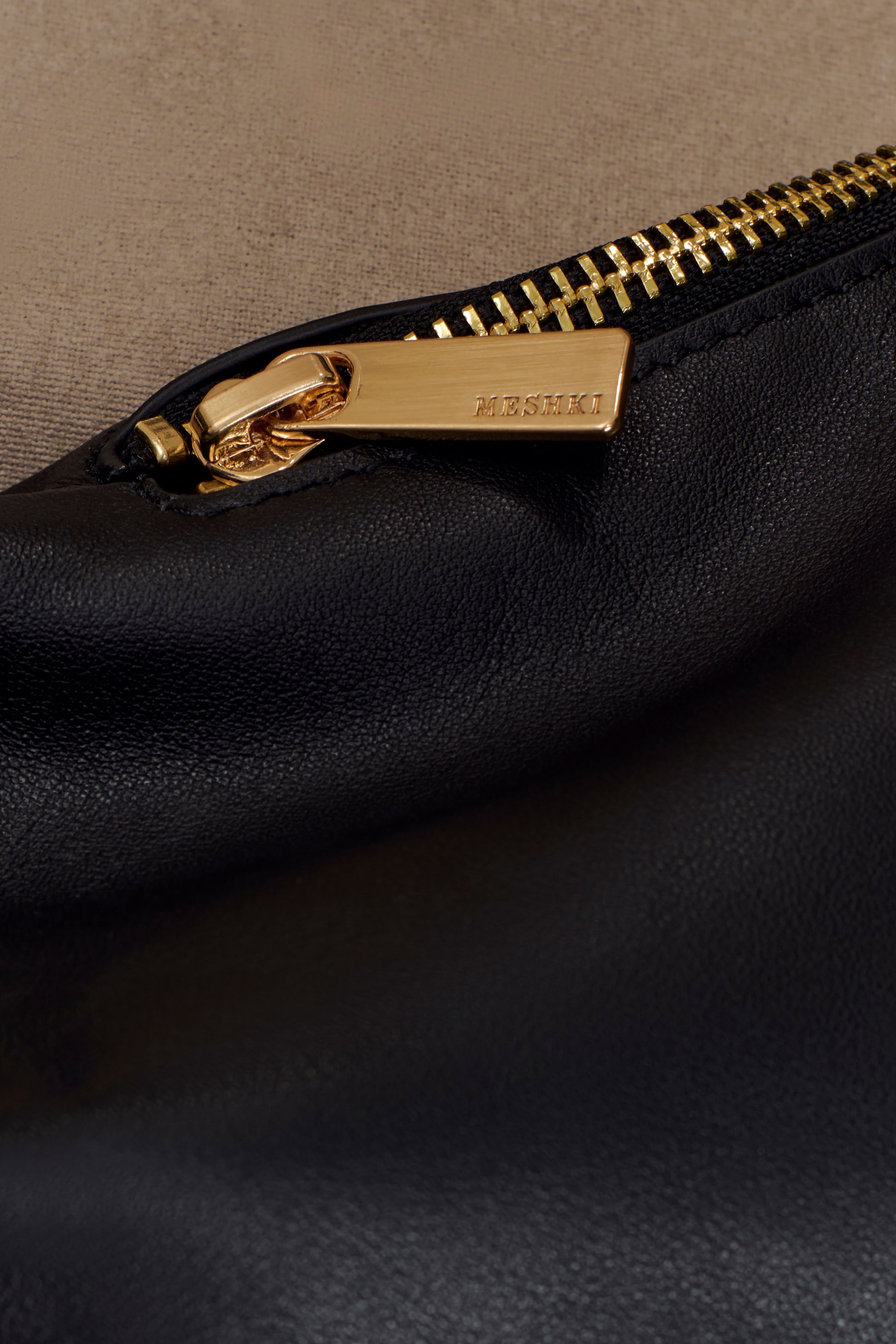 Bristol Croissant Leather Shoulder Bag - Black #6