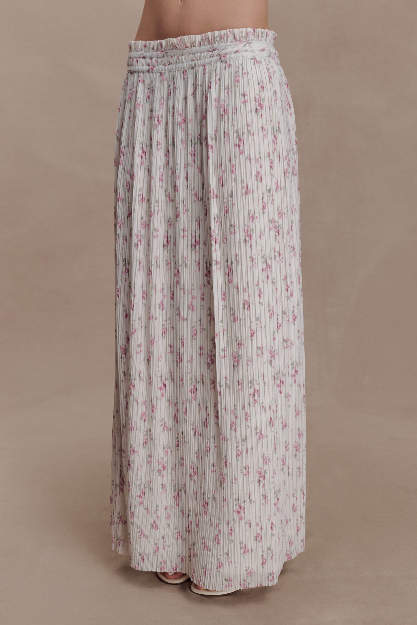 Amaris Gathered Plisse Maxi Skirt - Floral Ditsy Print