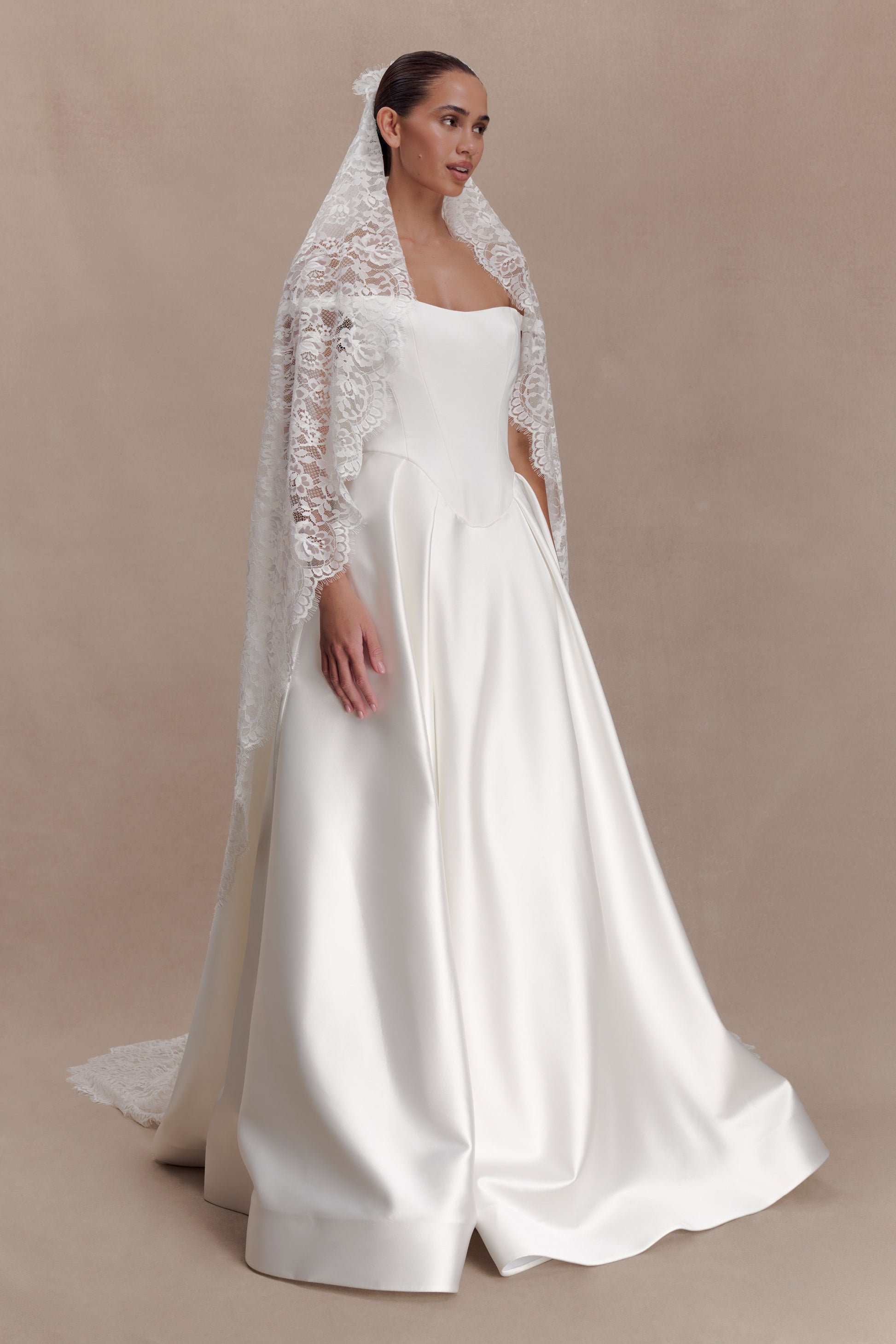 Cassia Lace Trim Veil - White #5