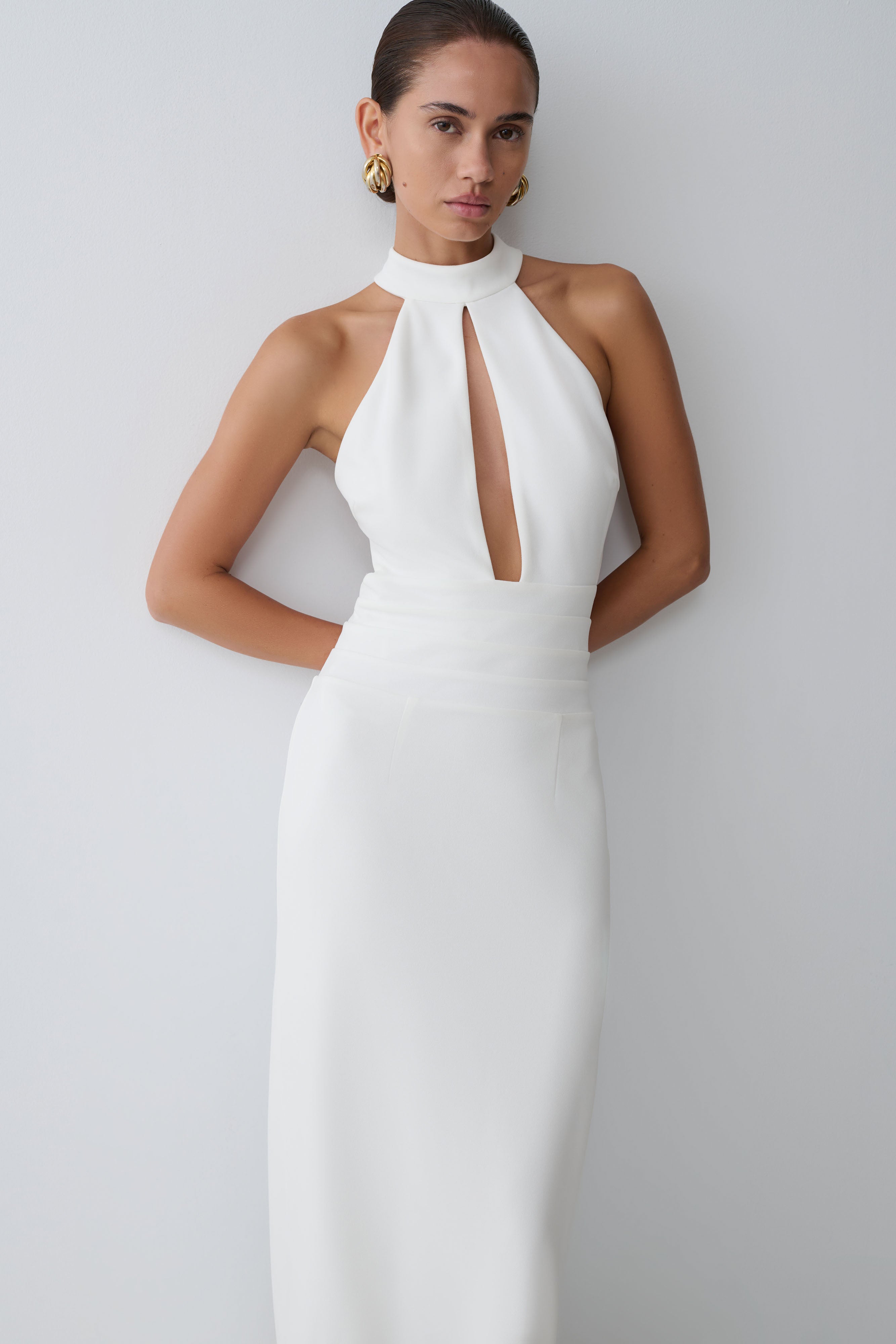 Elan Stretch Crepe Maxi Dress - White | MESHKI
