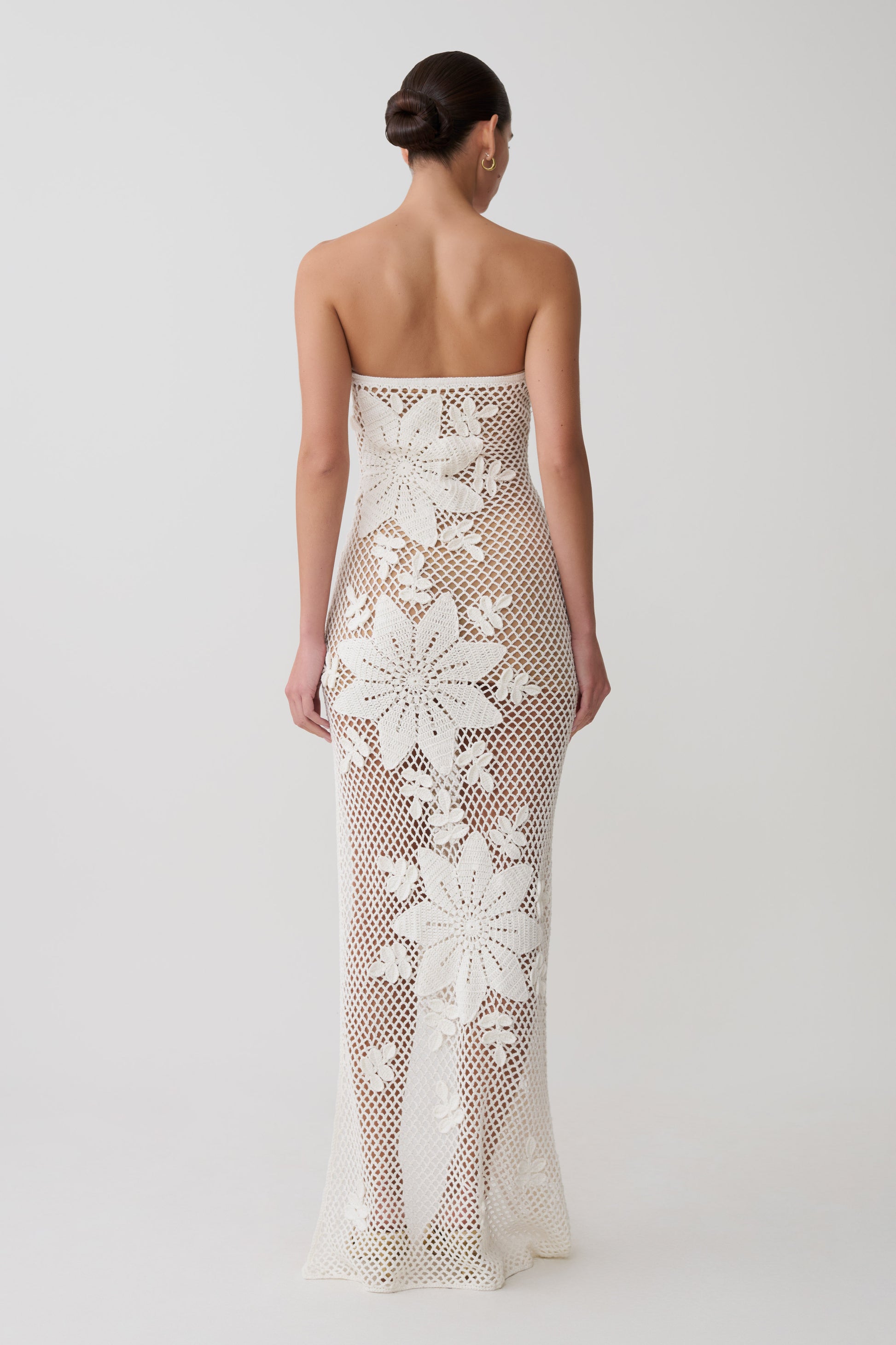 artisanal white maxi dress Crochet Flower Applique Halter Maxi Dress
