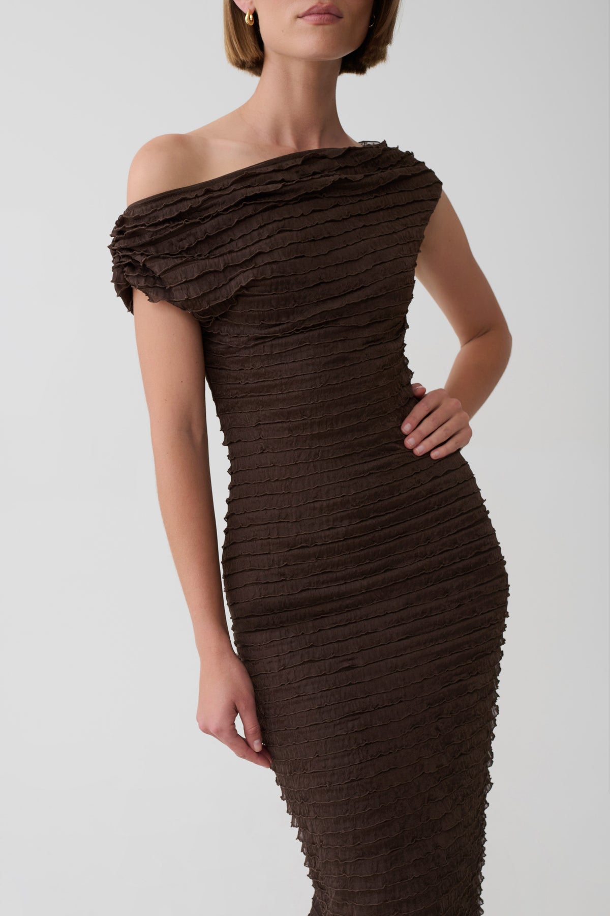 Nara Frilled Midi Dress - Chocolate