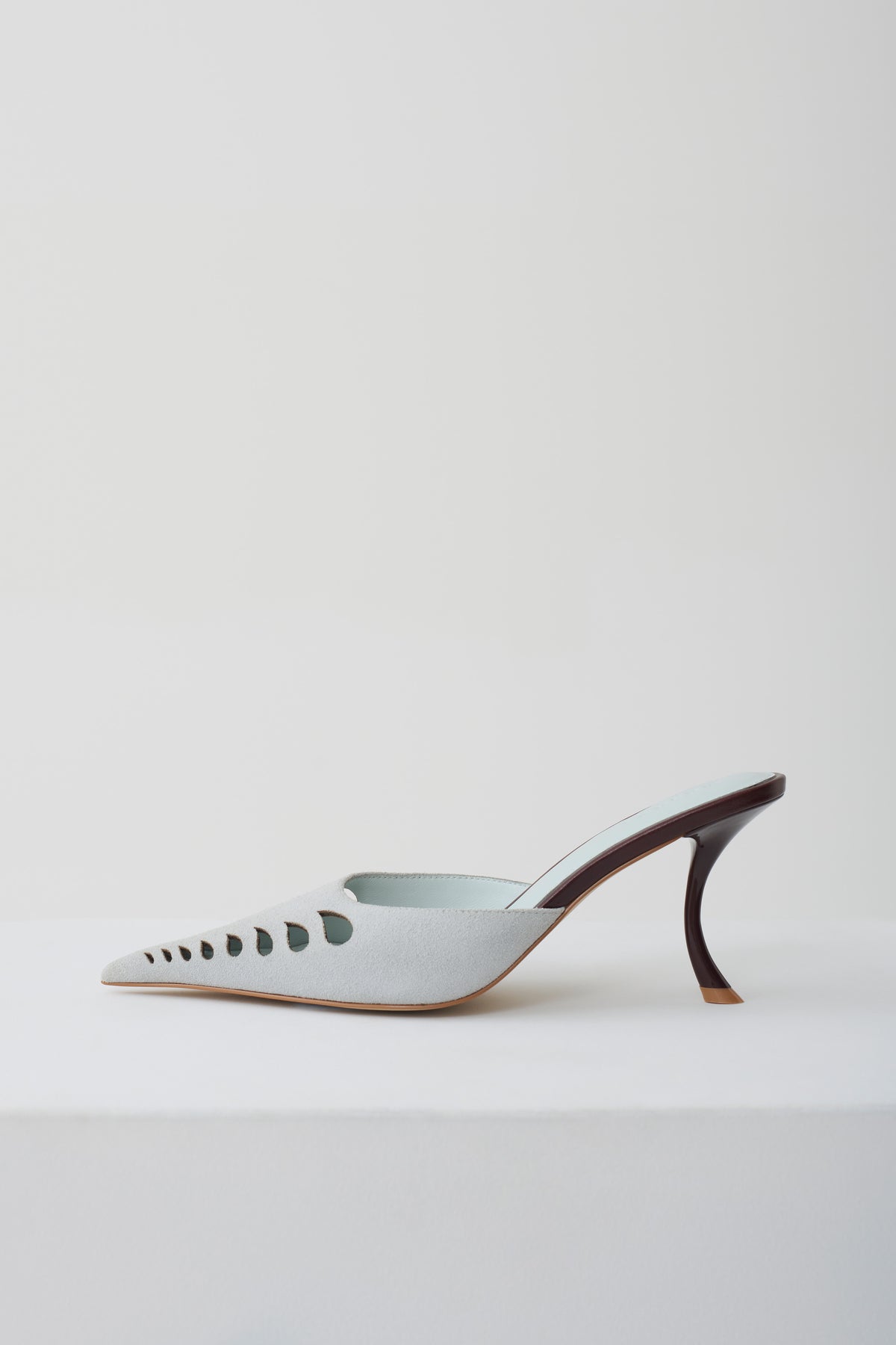 Maddi Pointed Heel - Pale Blue/Burgundy