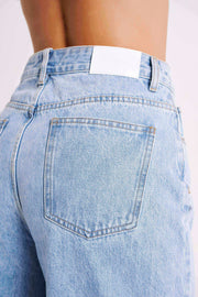 Raven Low Rise Baggy Jeans - Mid Blue Wash