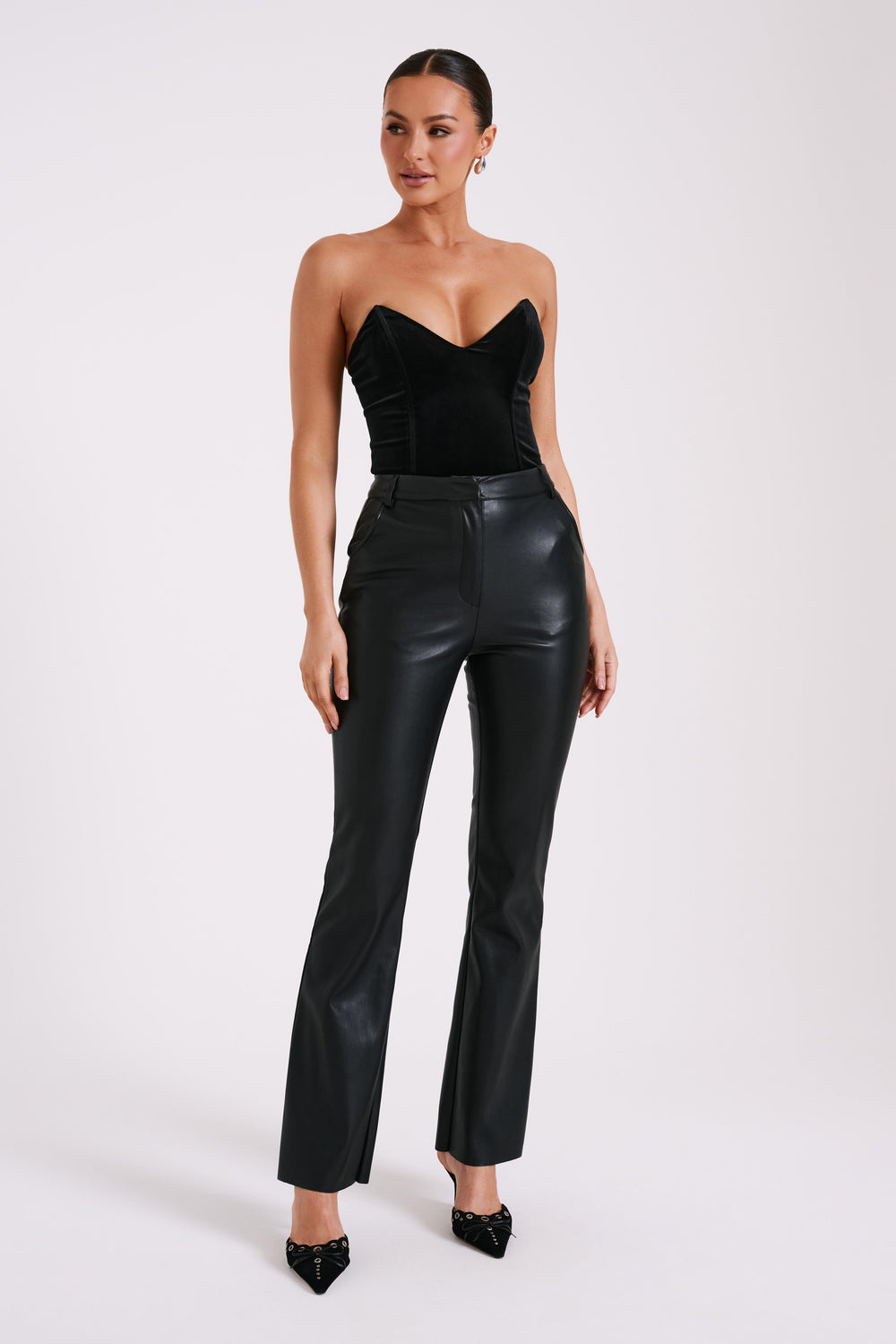 Chaya Velvet Pointed Corset - Black
