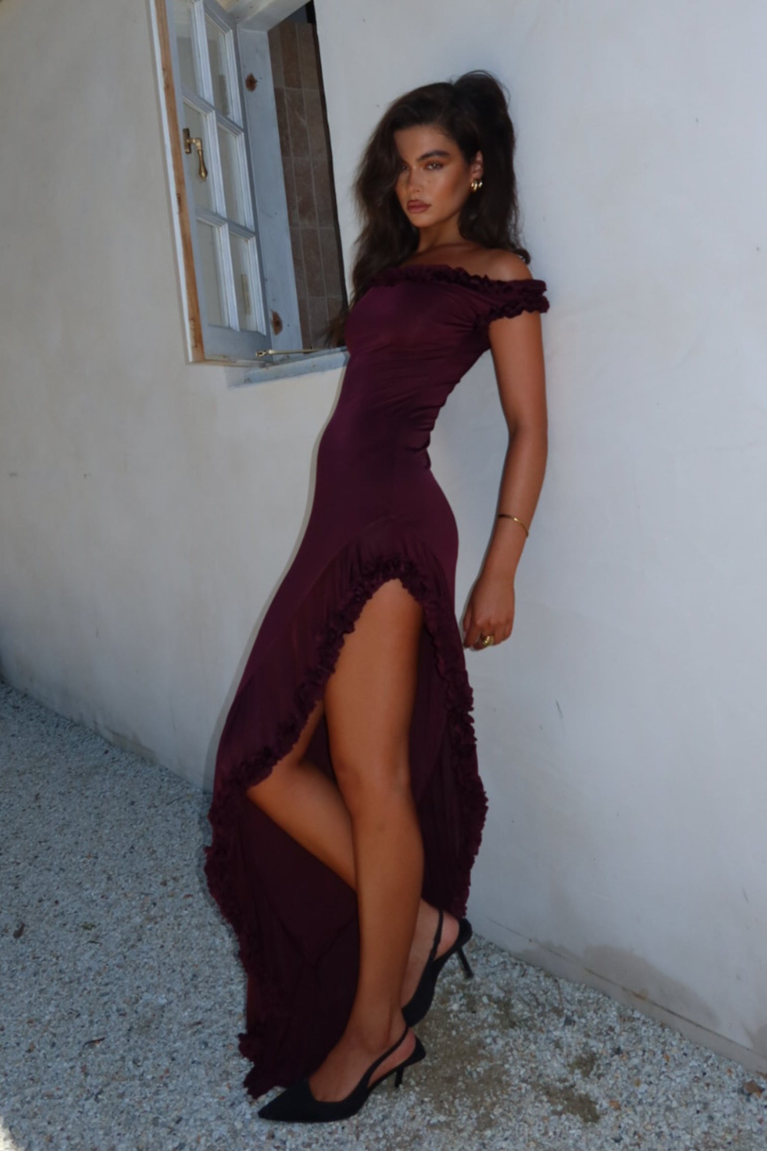 Phoenix Off Shoulder Midi Dress In Plum