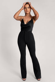 Zendaya Highwaisted Flare Pants - Black - MESHKI