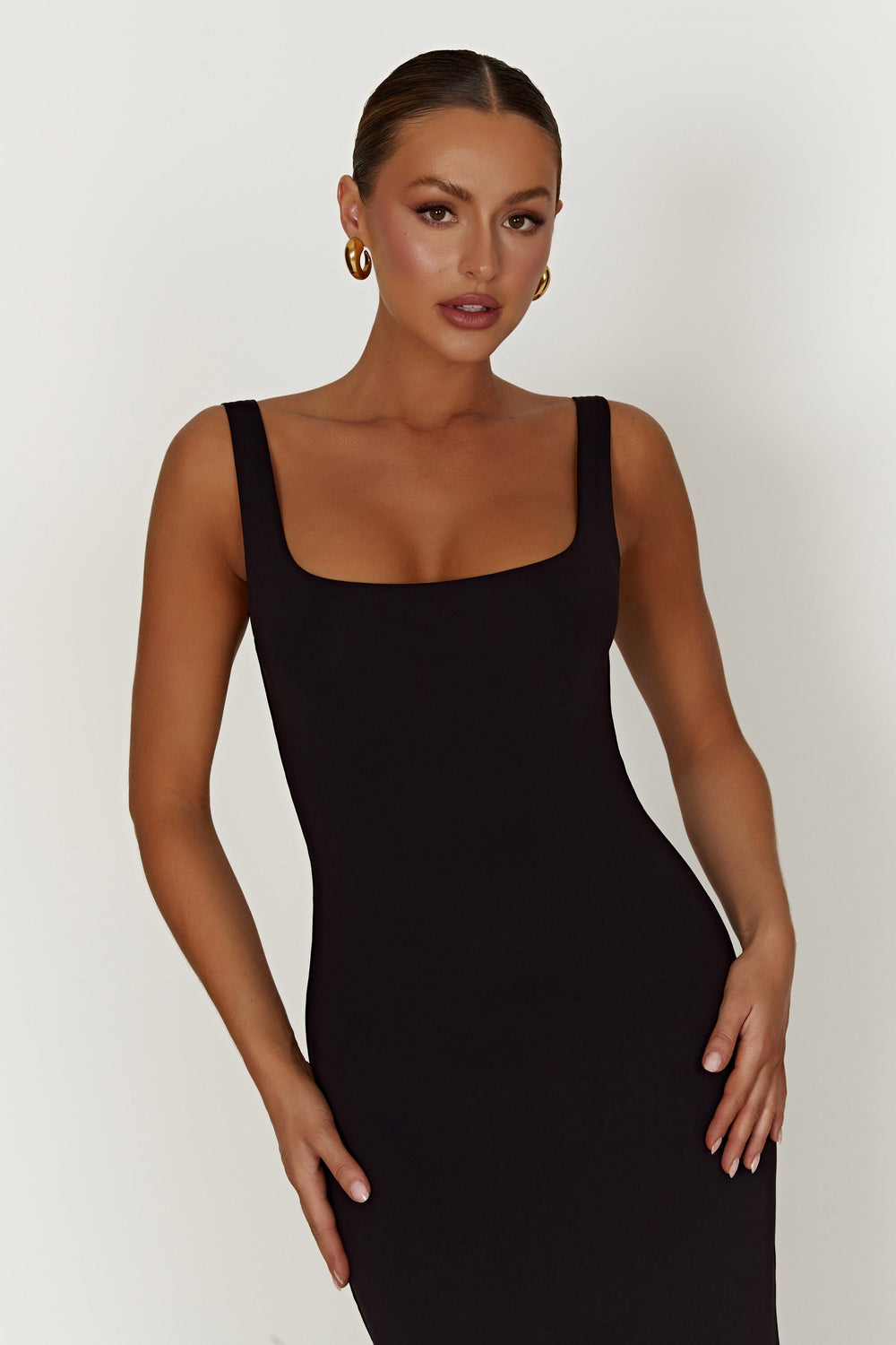 Aubree Fishtail Maxi Dress - Black