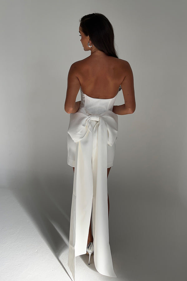 Meredith Strapless Bow Mini Dress - White - MESHKI